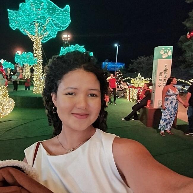 Babá em Goiânia: Isabella