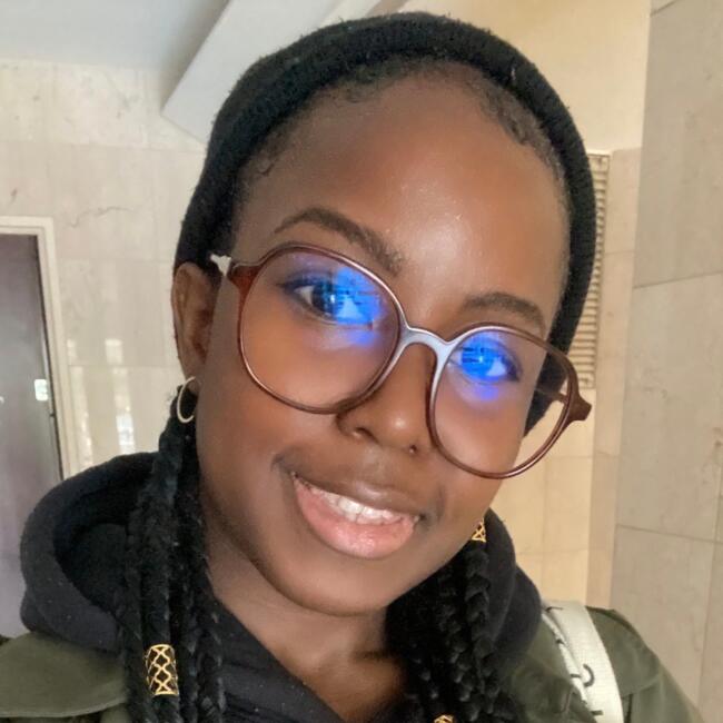 서울특별시에 있는 베이비시터: Emmanuella