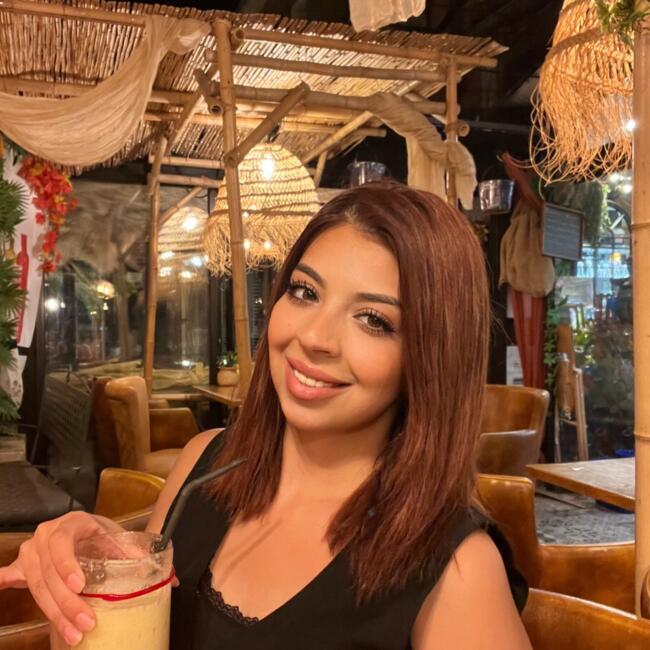 Babysitter in Saint-Jory: Hakiam