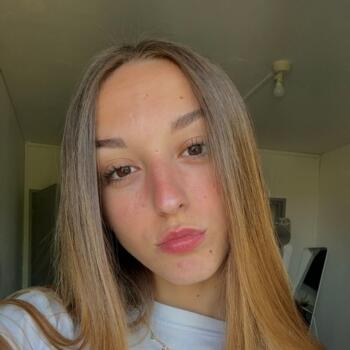 Babysitter La Rochelle: Maeva