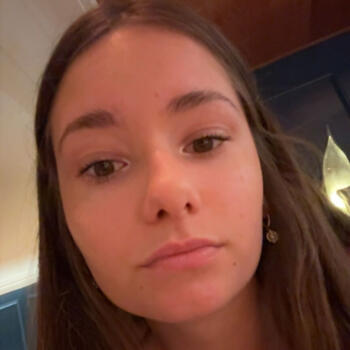 Babysitter in Gattières: Laetitia