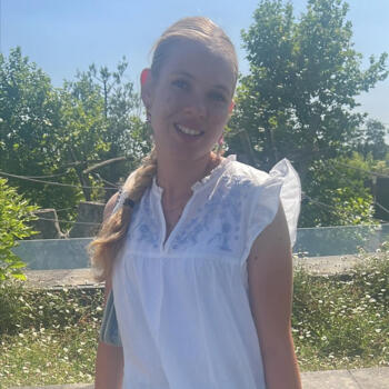 Babysitter in Sint Willebrord: Naomi