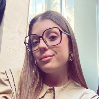 Babysitter in Seville: Alba
