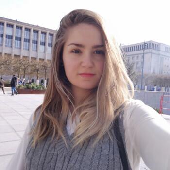 Babysitter in Burjassot: Adriana