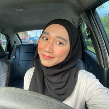 Babysitter in Taman Senai: Qareenah