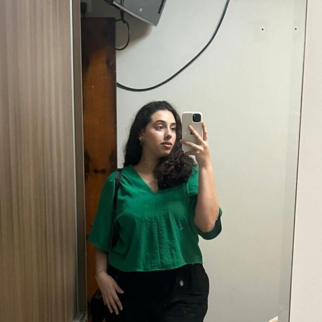 Babá em Londrina: Maria Clara Furtoso Breve