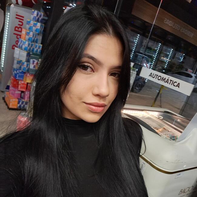 Babá em Piracicaba: Erika