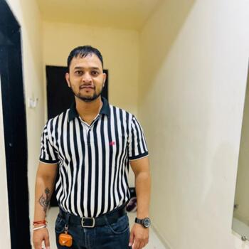बेबीसिटर पुणे: Mahesh