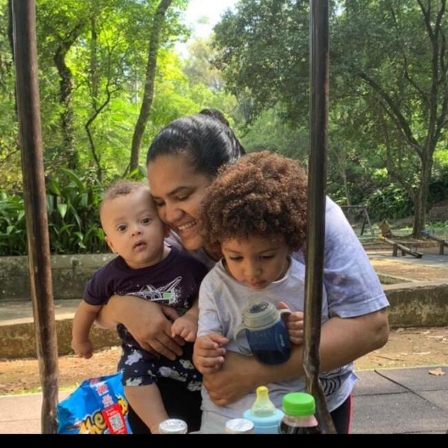 Babysitter in São Paulo: Verônica