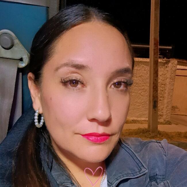 Babysitter in Los Andes: Karem