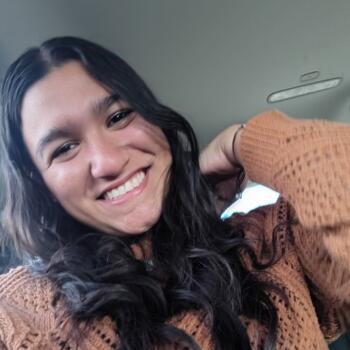 Babysitter Union City: Krystal Borjas