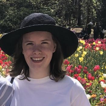 Babysitter Canberra: Elizabeth