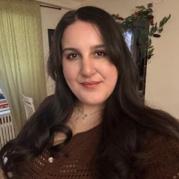 Babysitter East York: Caylee