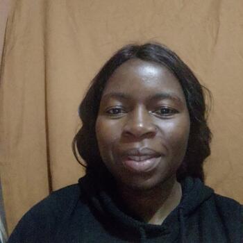 Babysitter in Parow: Mary