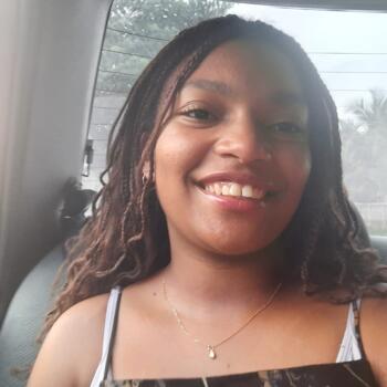 Babysitter Unhos: Denilzy