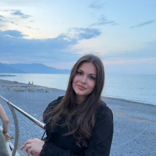 Babysitter in Sanremo: Sofia