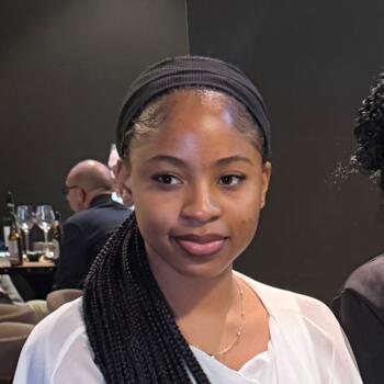 Babysitter Nottingham: Nina