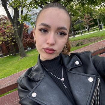 Bonă Constanța: Raluca