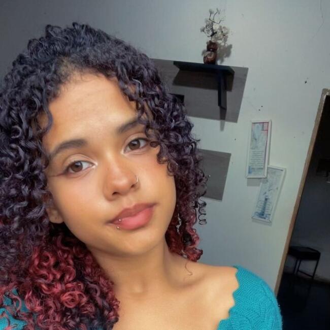 Babá em Aparecida de Goiânia: Yasmim Cristyna