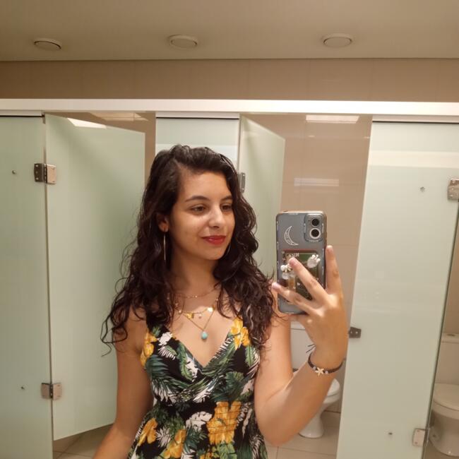 Babá em Gravataí: Caroline