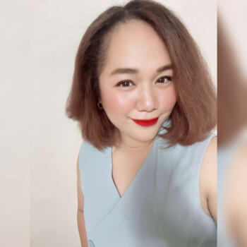 Babysitter in Seoul: Maria