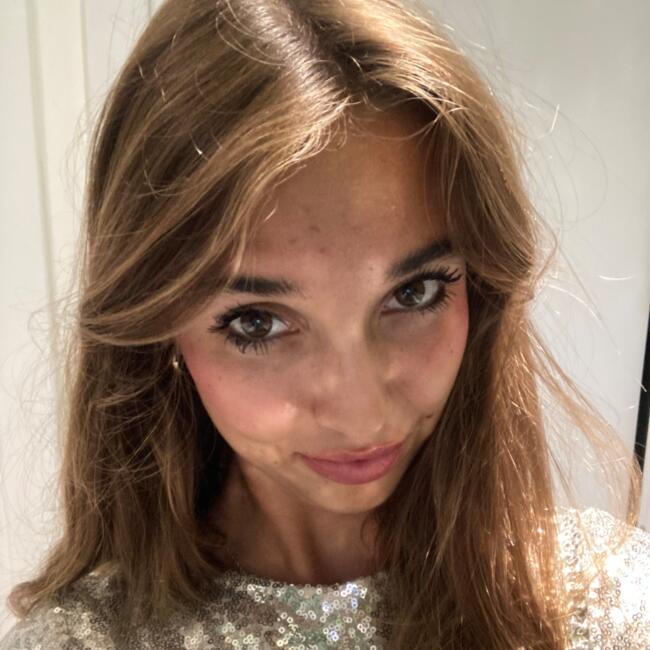 Bébiszitter Göd területén: Eszter