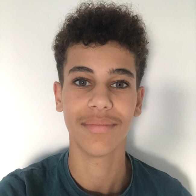 Babysitter in Orgeval: Merouane