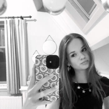 Babysitter in Ammerstol: Nicole