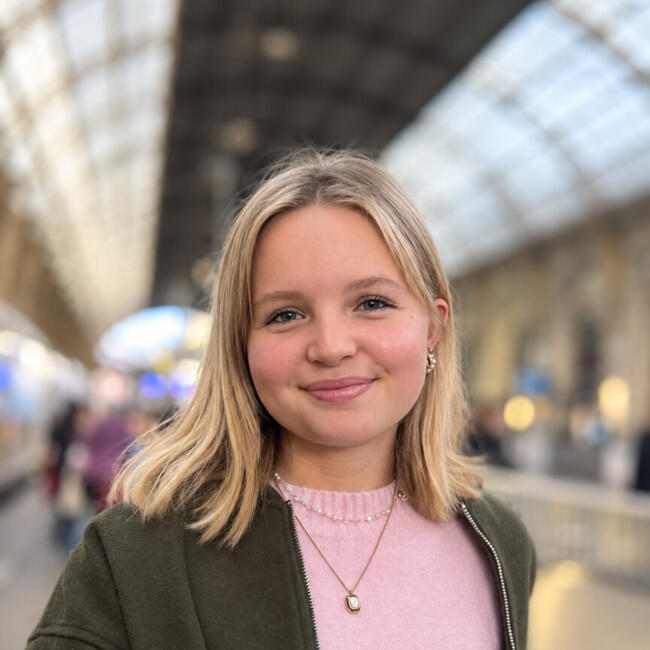 Babysitter in Lille: Clotilde