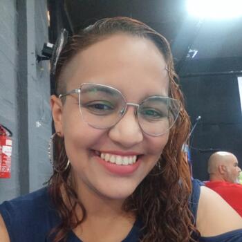 Babysitter in Viamão: Jéssica