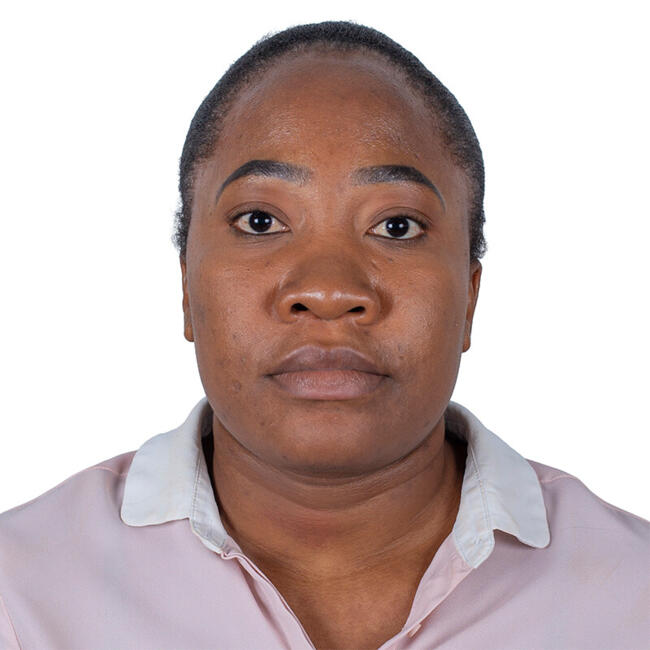 Babysitter in Santiago de los Caballeros: Lourdina