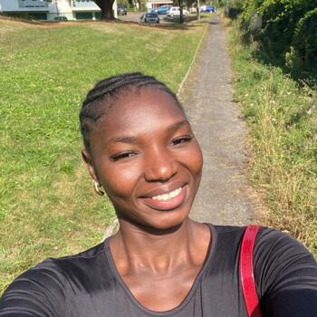 Babysitter in Rezé: Aminata