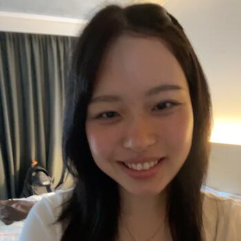 제주시에 있는 베이비시터: Sammy