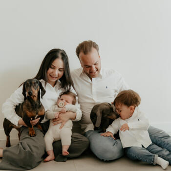 Babysitter Job in Hoogstraten: Babysitter Job Elvina