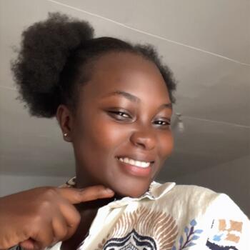 Babysitter Abidjan: Makoura