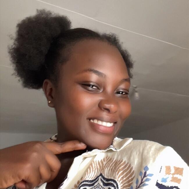 Babysitter in Abidjan: Makoura