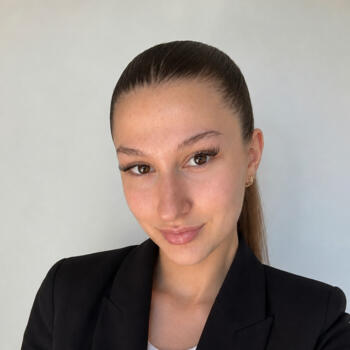 Babysitter in Basel: Anila