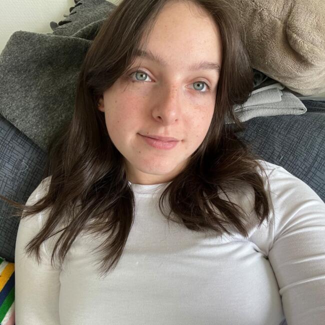 Babysitter in Clermont-Ferrand: Charline