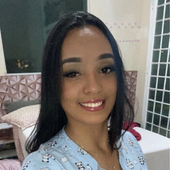 Babysitter in Belo Horizonte: Laura