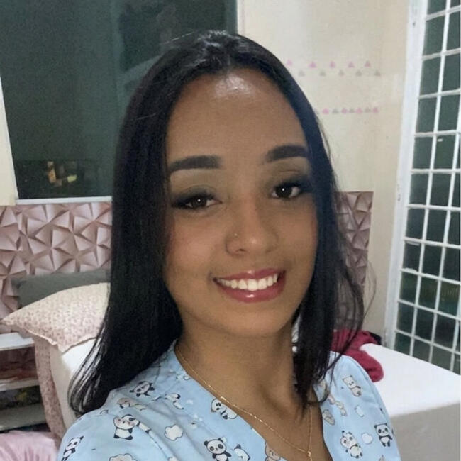 Babysitter in Belo Horizonte: Laura