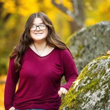 Babysitter in Medford (Oregon): Leticia