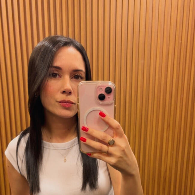 Babysitting job in São Paulo: Gabriela