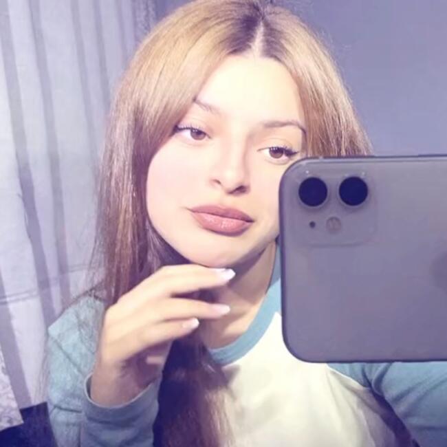 Babysitter in Nancy: Melina