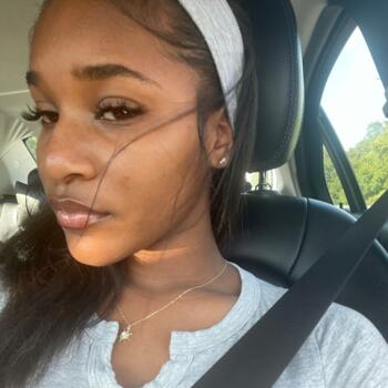 Babysitter in Kingston: Blair