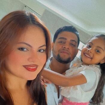 Emprego de babá em Governador Valadares: emprego de babá Vanessa