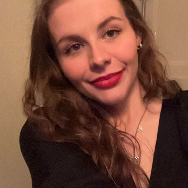 Babysitter in Brive-la-Gaillarde: Alexia