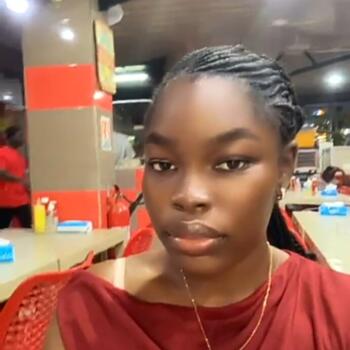 Baby-sitter Abidjan: Justa