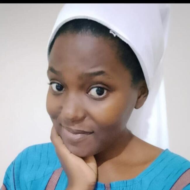 جليسة أطفال في إمارة الشارقة: Jane