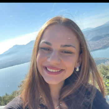 Babysitter in Keratsini: Olga