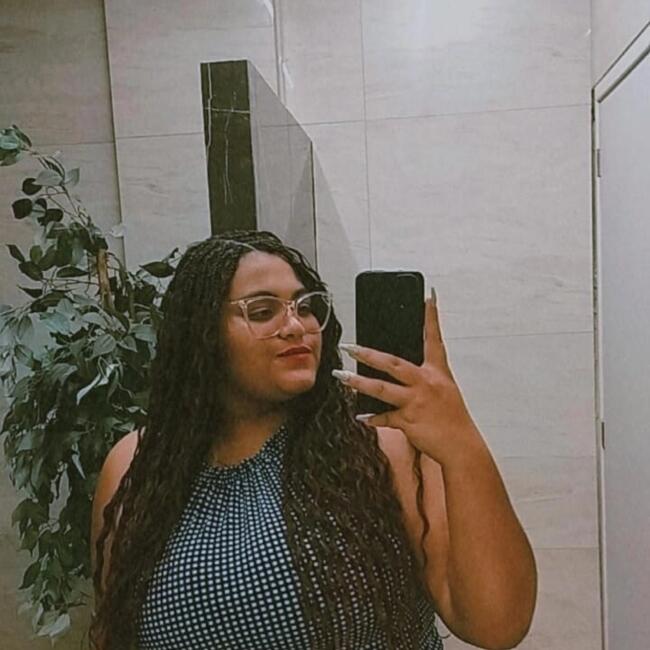Emprego de babá em Águas Lindas de Goiás: Samylla